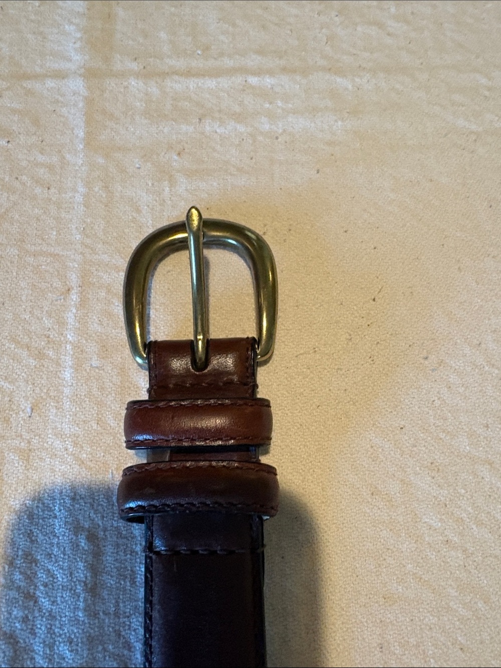 Source Unknown Dark Brown Leather Belt with Brass Buckle size 36
